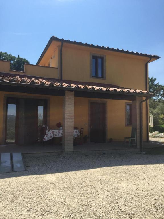 파브로 Il Casale Di Lavinia B&B 외부 사진