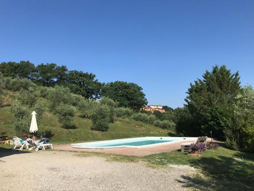 파브로 Il Casale Di Lavinia B&B 외부 사진